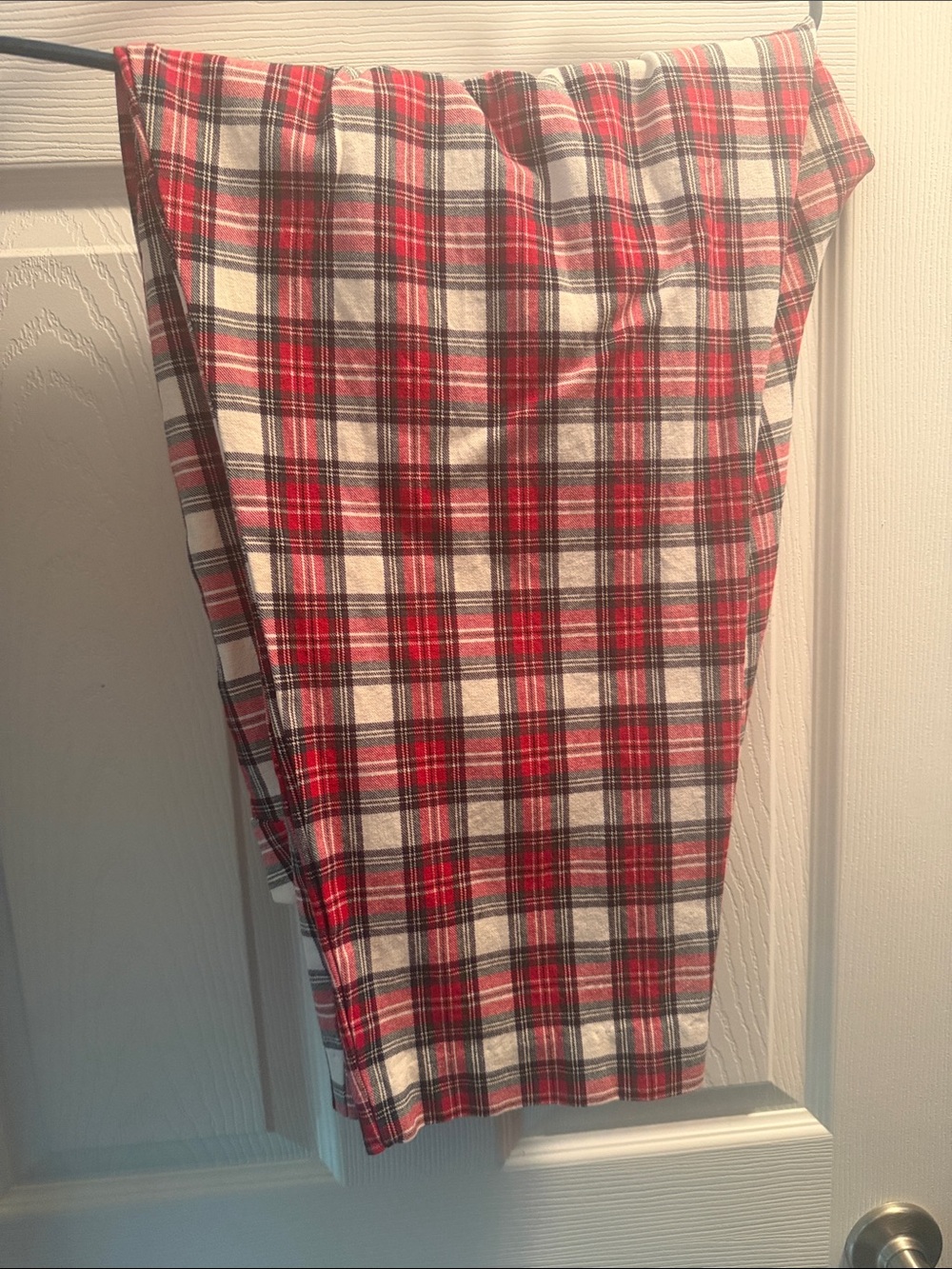 Old Navy Red and White Plaid Jogger Pants - Picture 3 of 3